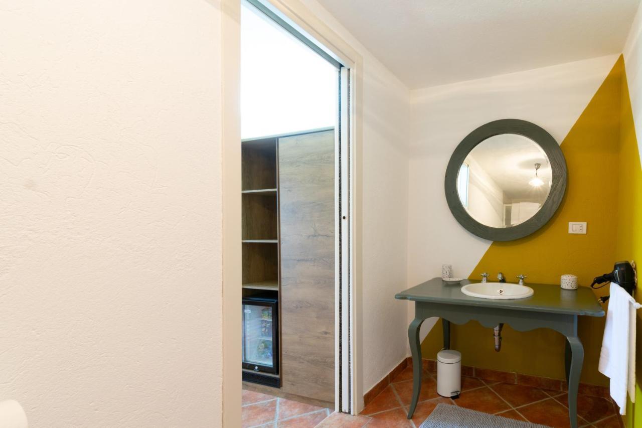 Quattrovigne - Country House Mango ภายนอก รูปภาพ